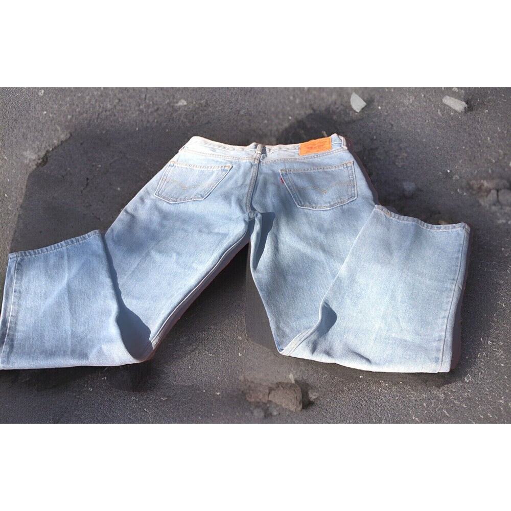 Levi's 550 Men's Jeans 34 x 34 Y2K Regular Fit Straight‎ Leg Light Blue Denim - Picture 6 of 10